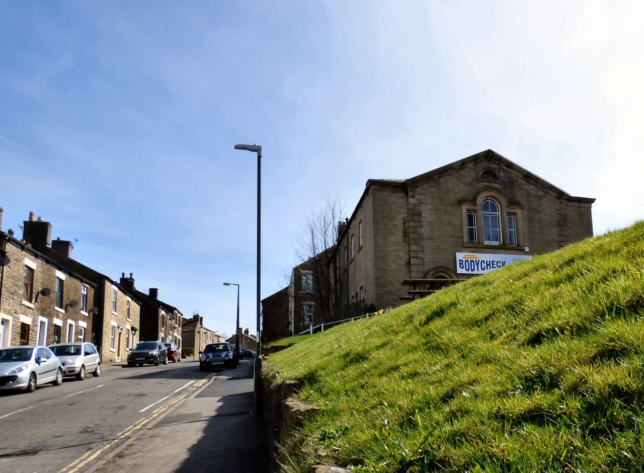 Bodycheck in High Peak, Derbyshire