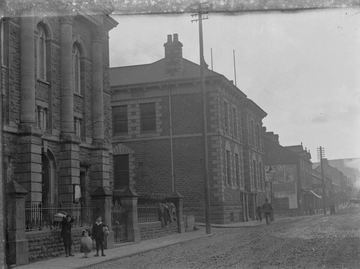 Siloh Independant Chapel in Pentre, Rhondda Cynon Taf