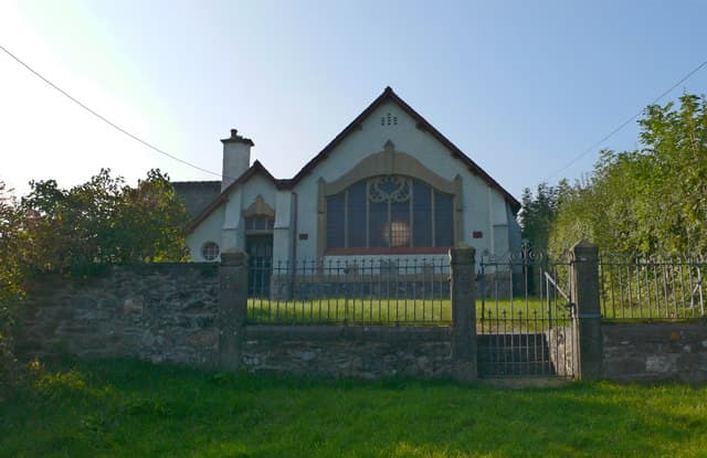 Capel Hermon in Llanrhaeadr-ym-Mochnant, Powys