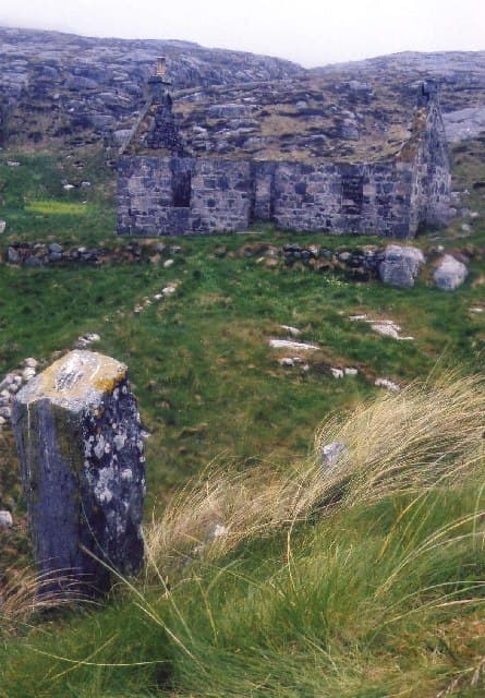 Pabbay,symbol stone,cross-marked stones,chapel and settlement in Outer Hebrides, Na h-Eileanan Siar