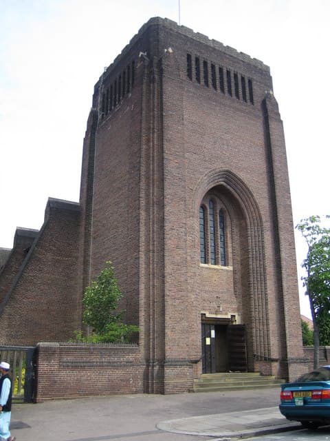 St Andrew's Church in Luton, Bedfordshire