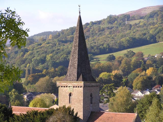 St. Edmunds King & Martyr Parish Church, New Road in Llanelly, Monmouthshire