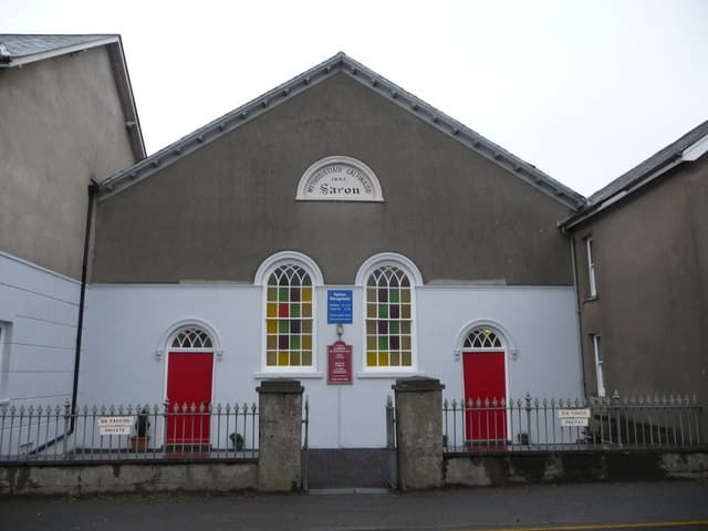 Capel Saron including vestry in Aberystwyth, Ceredigion