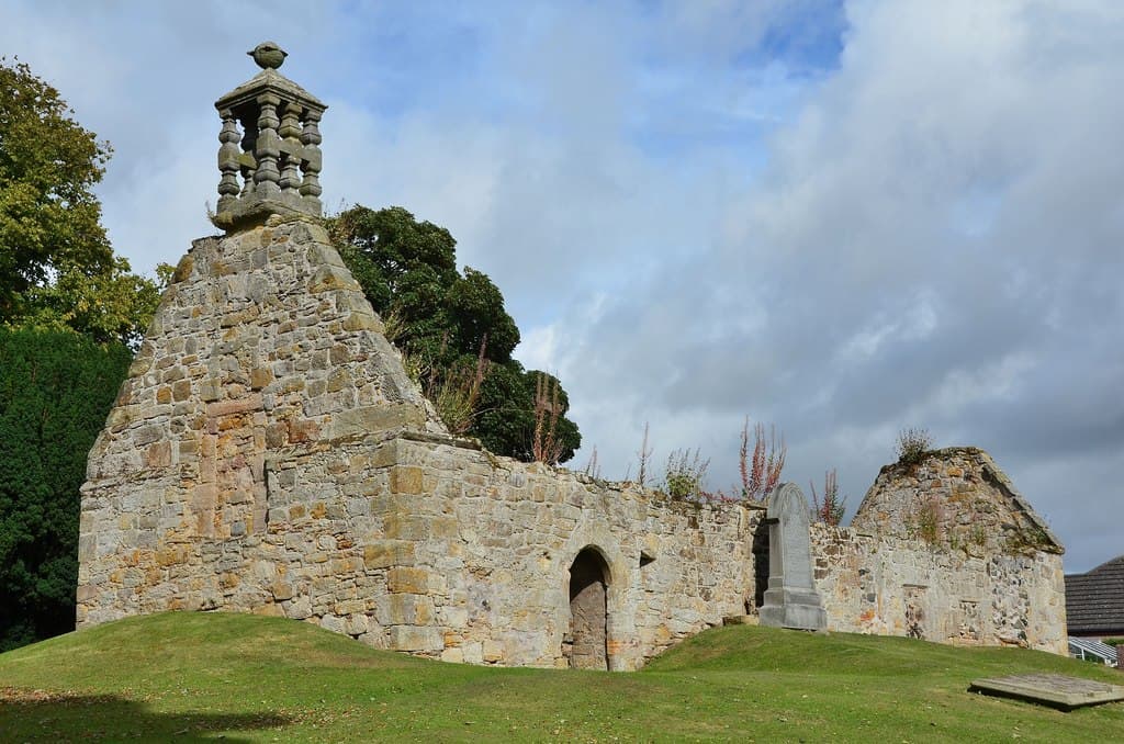 Newburn, Old Parish Church And Churchyard in St. Andrews, Fife