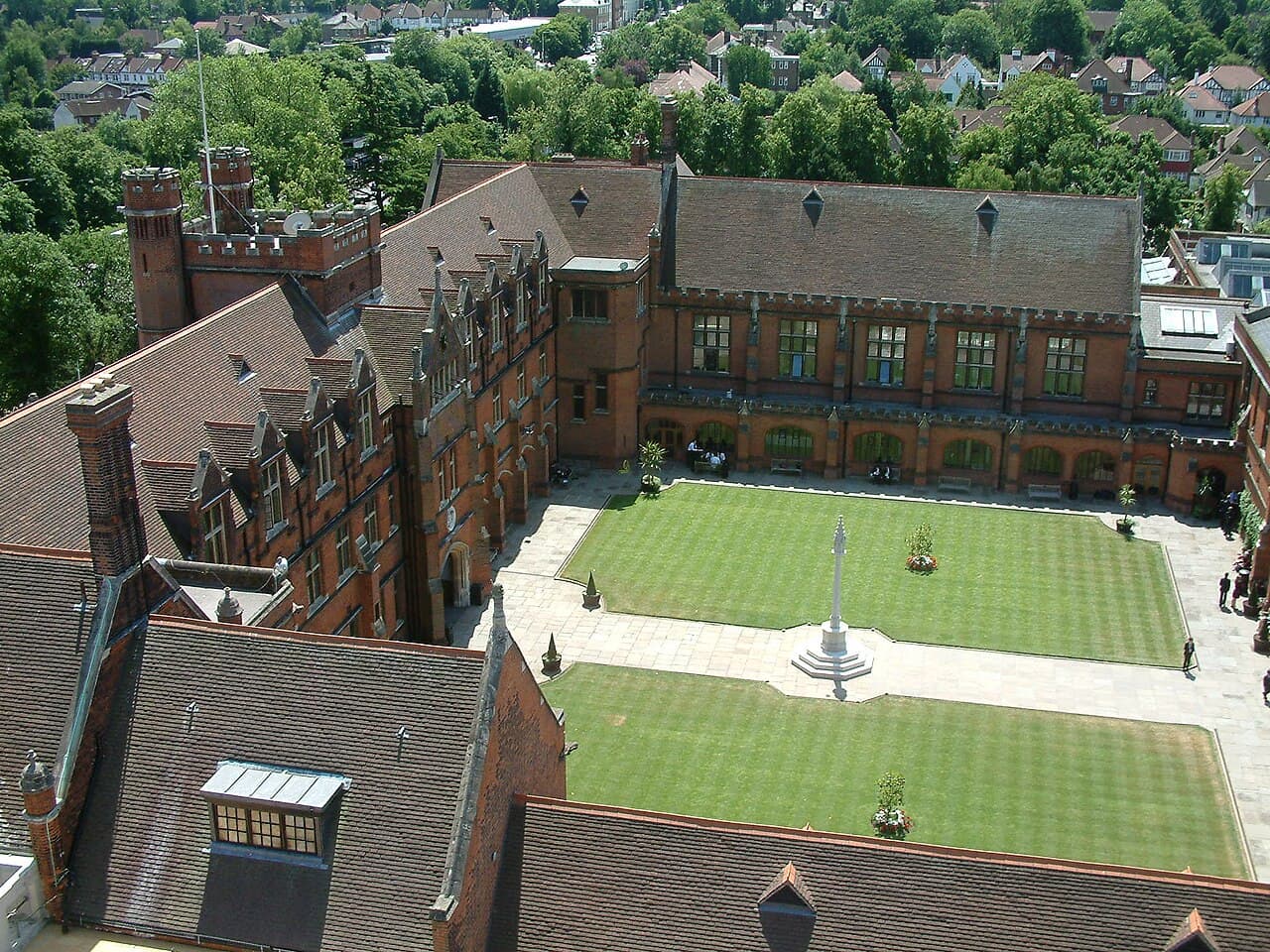 Main Quadrangle, Library And Chapel At Bancroft's School in Woodford Green, Greater London