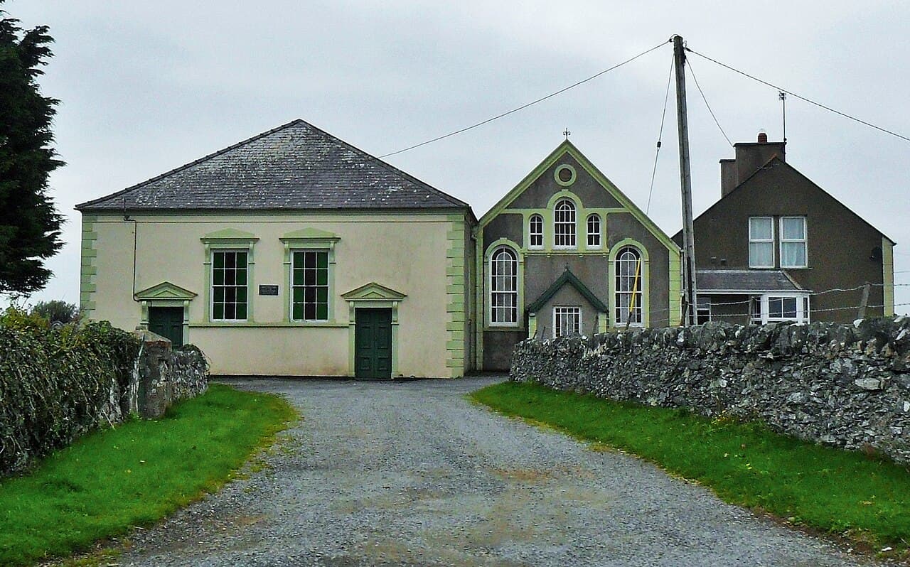 Capel Pont yr Arw with attached school room in Llanfachraeth, Gwynedd