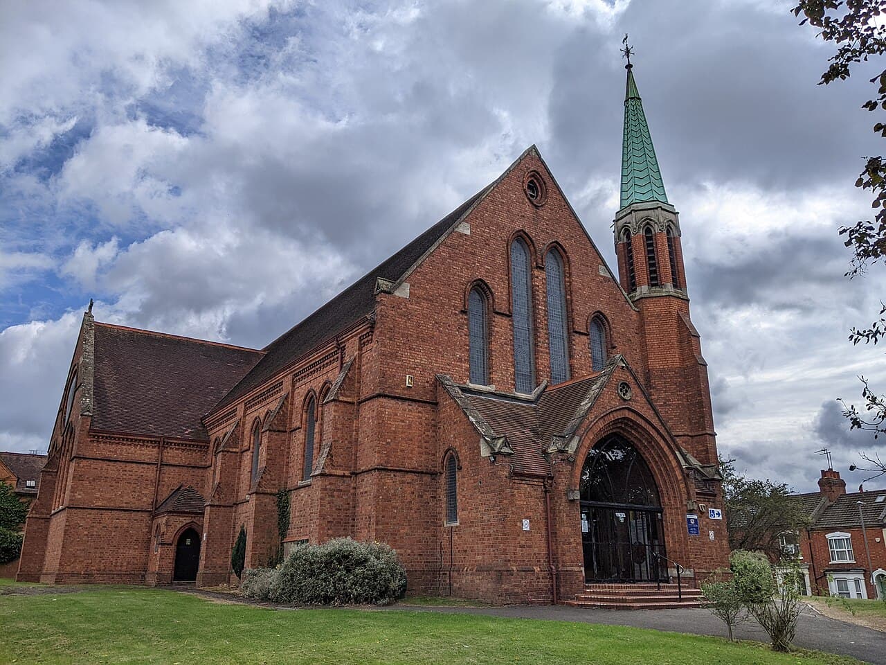 St Michael & All Angels w St Edmund in Northampton, Northamptonshire