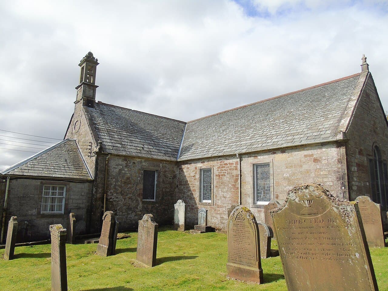 Kirkconnel Parish Church And Churchyard in Sanquhar, Dumfries and Galloway