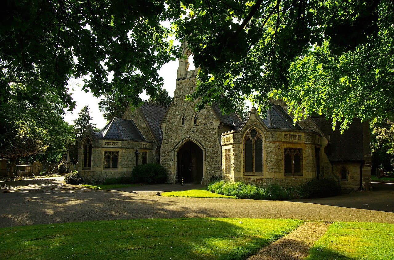 Chapels In Tottenham Cemetery in London, Greater London