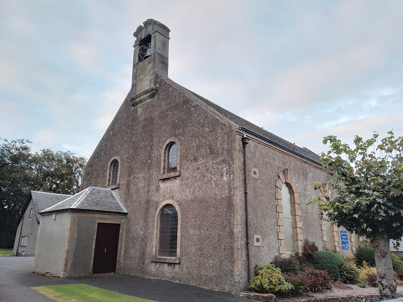 Ochiltree Parish Church, Main Street, Ochiltree in Cumnock, East Ayrshire