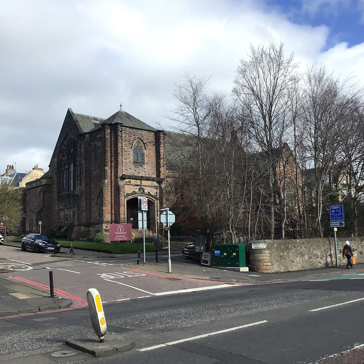 Murrayfield Parish Church, Abinger Gardens, Edinburgh in Edinburgh, Edinburgh