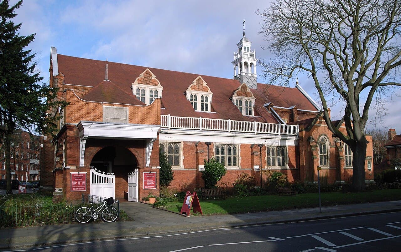 Church of St Michael and All Angels in London, Greater London