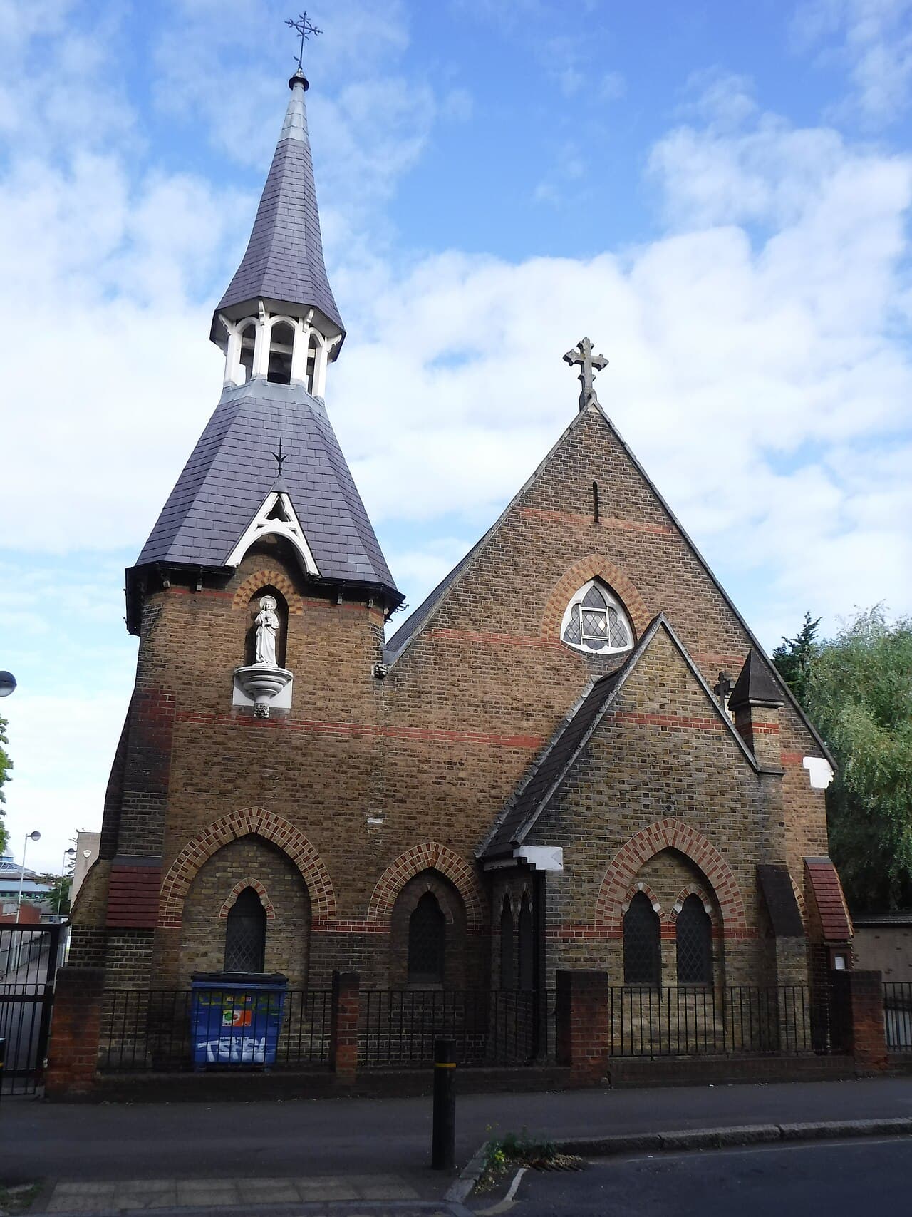 Roman Catholic Church of St John the Evangelist in London, Greater London