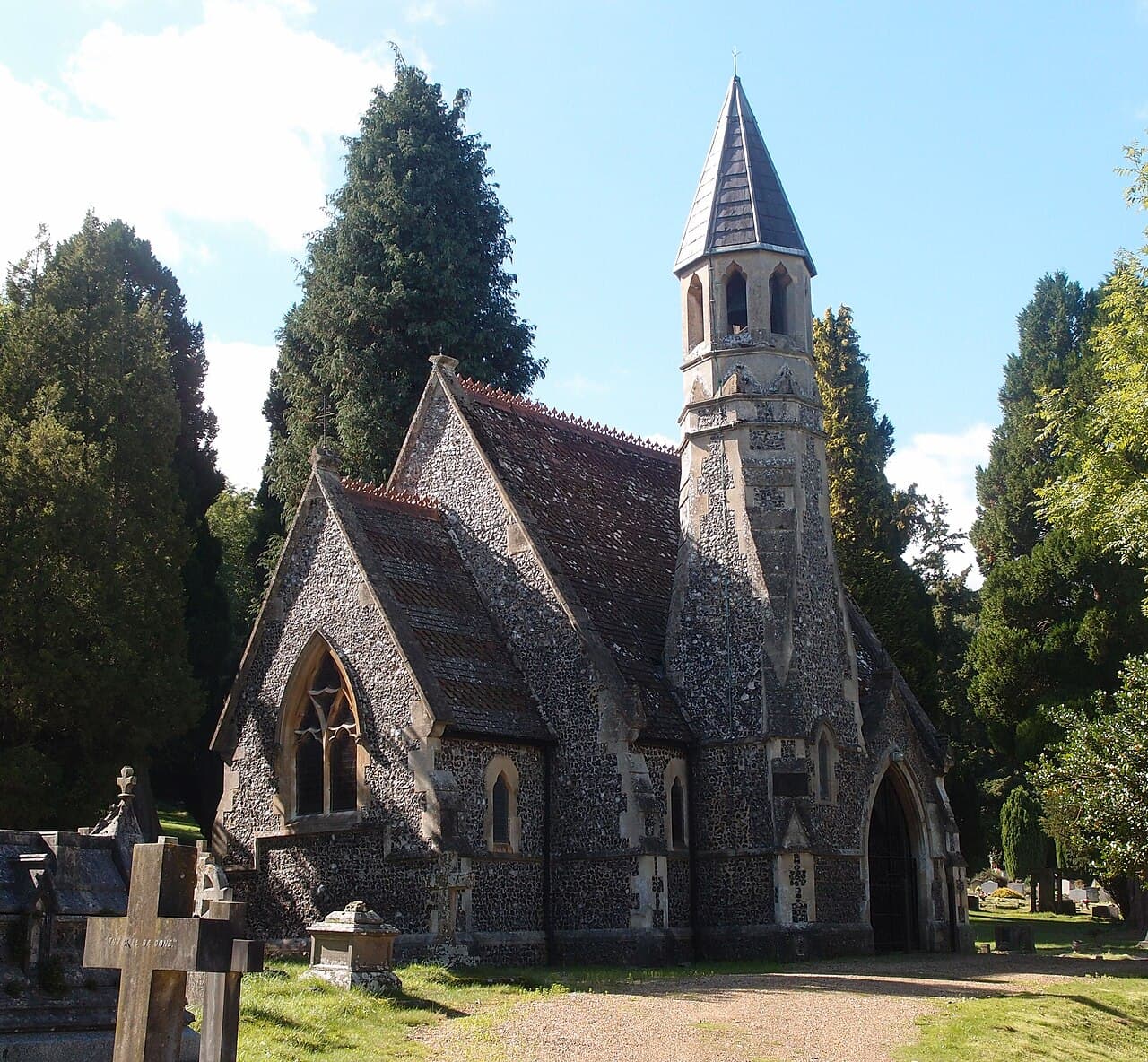Henley Cemetery Church Of England Chapel in Bix and Assendon, Oxfordshire