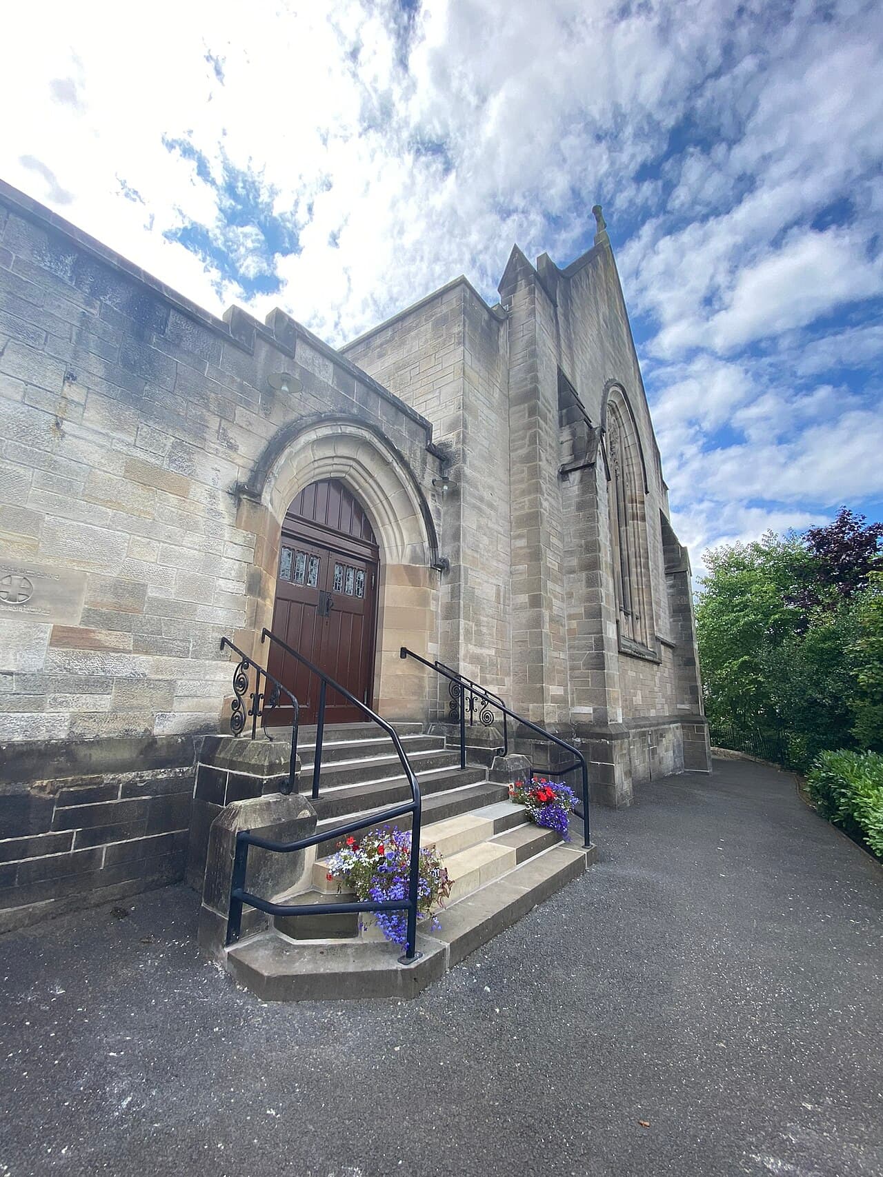 Giffnock South Parish Church in Glasgow, East Renfrewshire