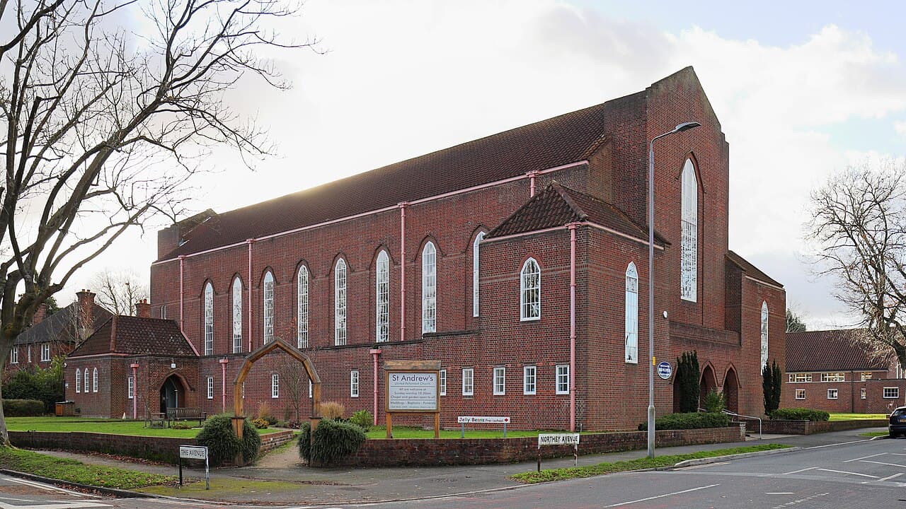 Church of St Andrew in Sutton, Surrey