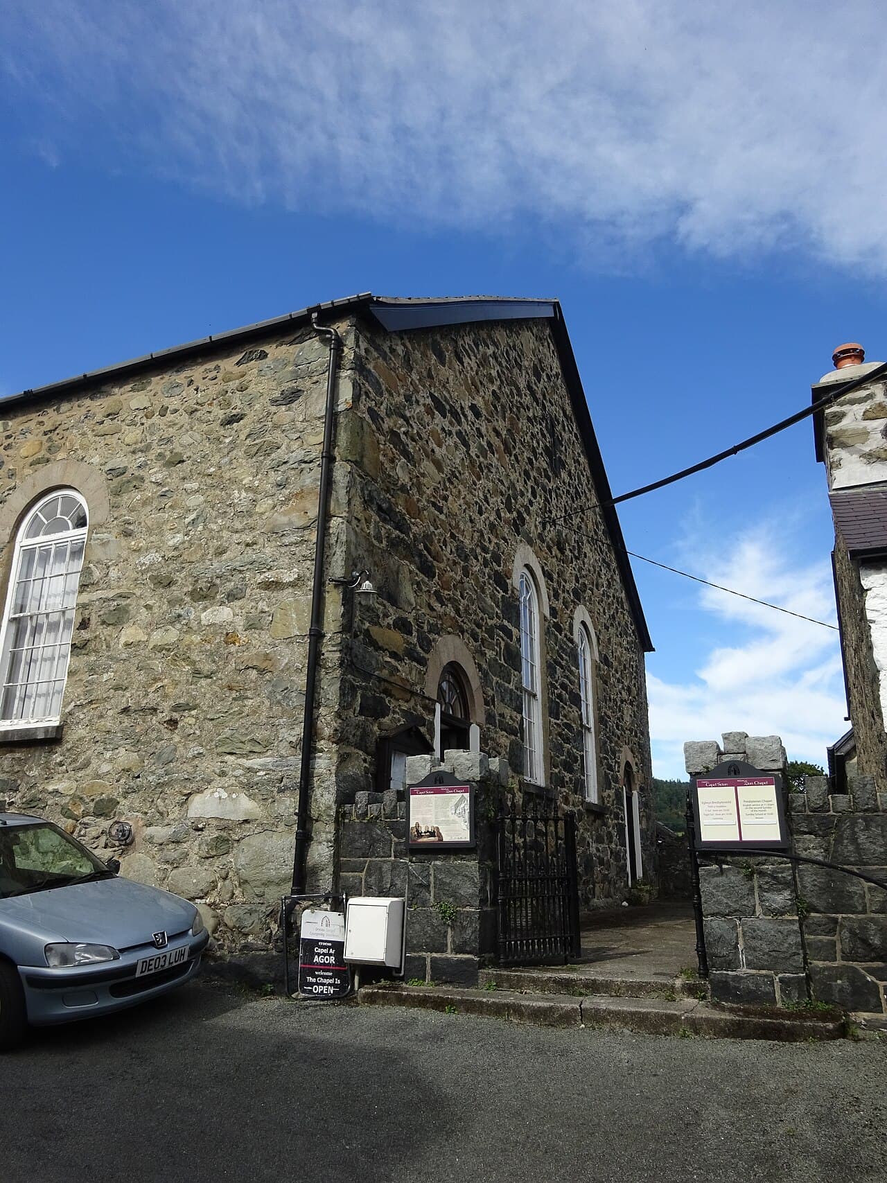 Capel Ro-Wen in Caerhun, Conwy