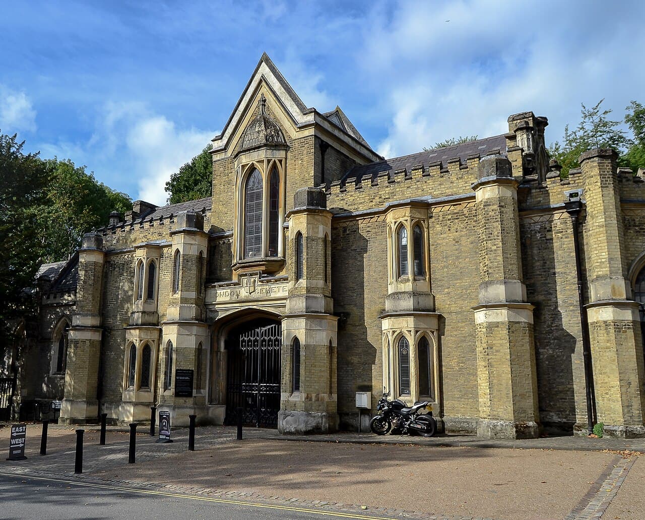 Main East Entrance To Highgate (Western) Cemetery, Mortuary Chapels And Railings in London, Greater London